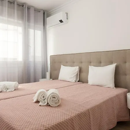 Miral Beachside 2 - By Hd