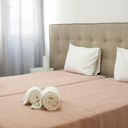 Apartman Miral Beachside 2 - By Hd *