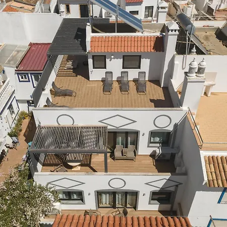 Apartman Miral Beachside 2 - By Hd *